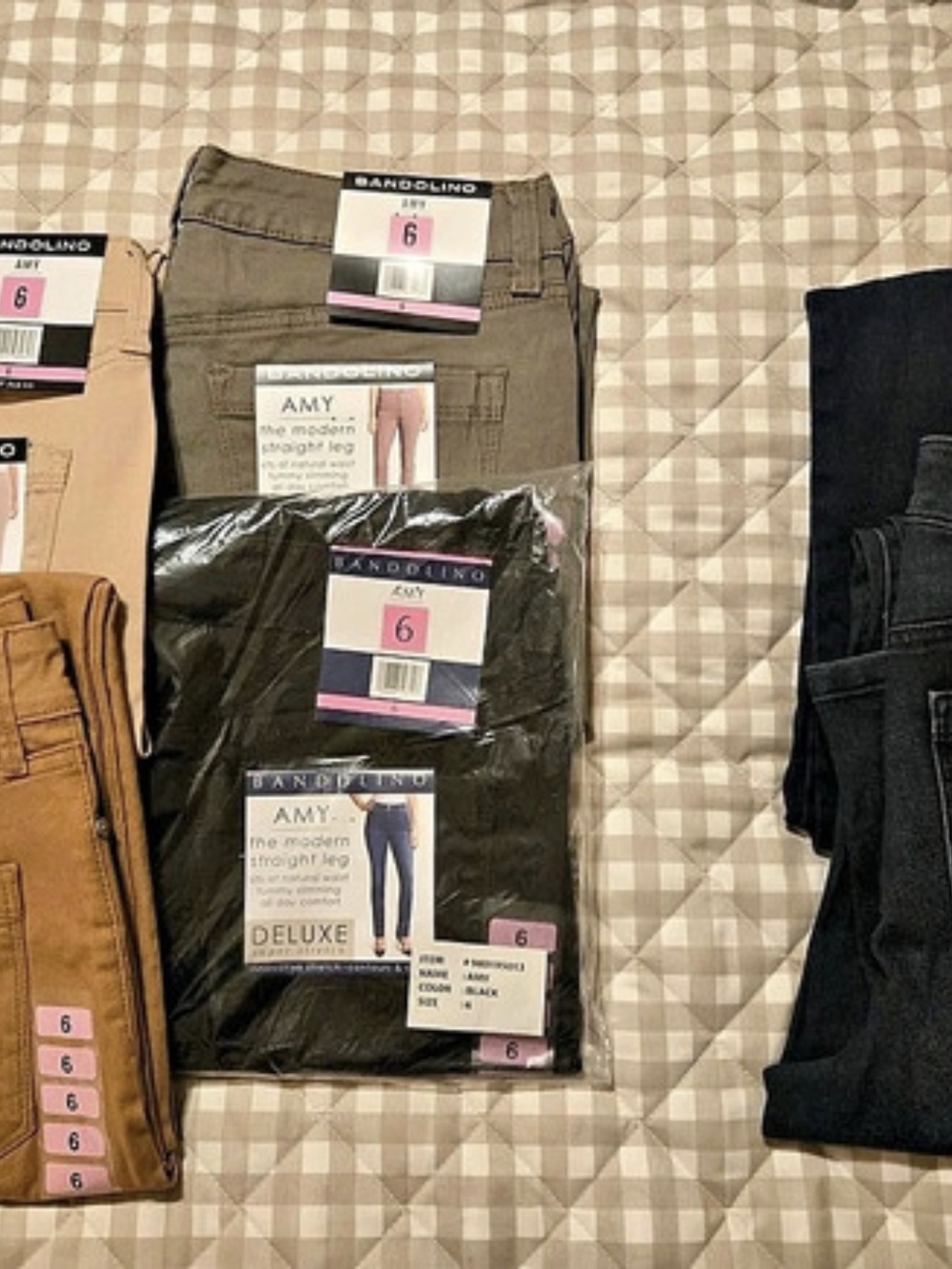 Bandolino Amy Straight Leg Jeans Size 6 NWT